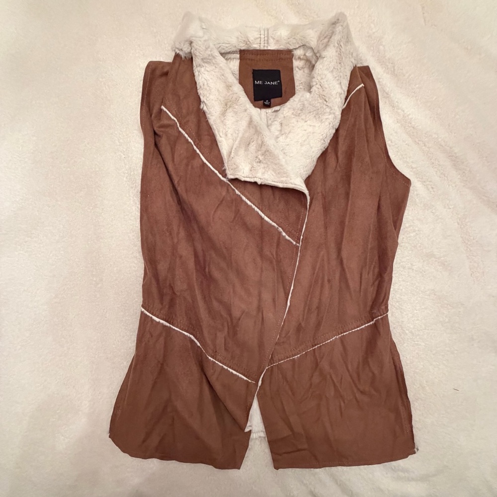 Me Jane‎ Brown Faux-Suede Vest with Cream Faux-Fur Collar